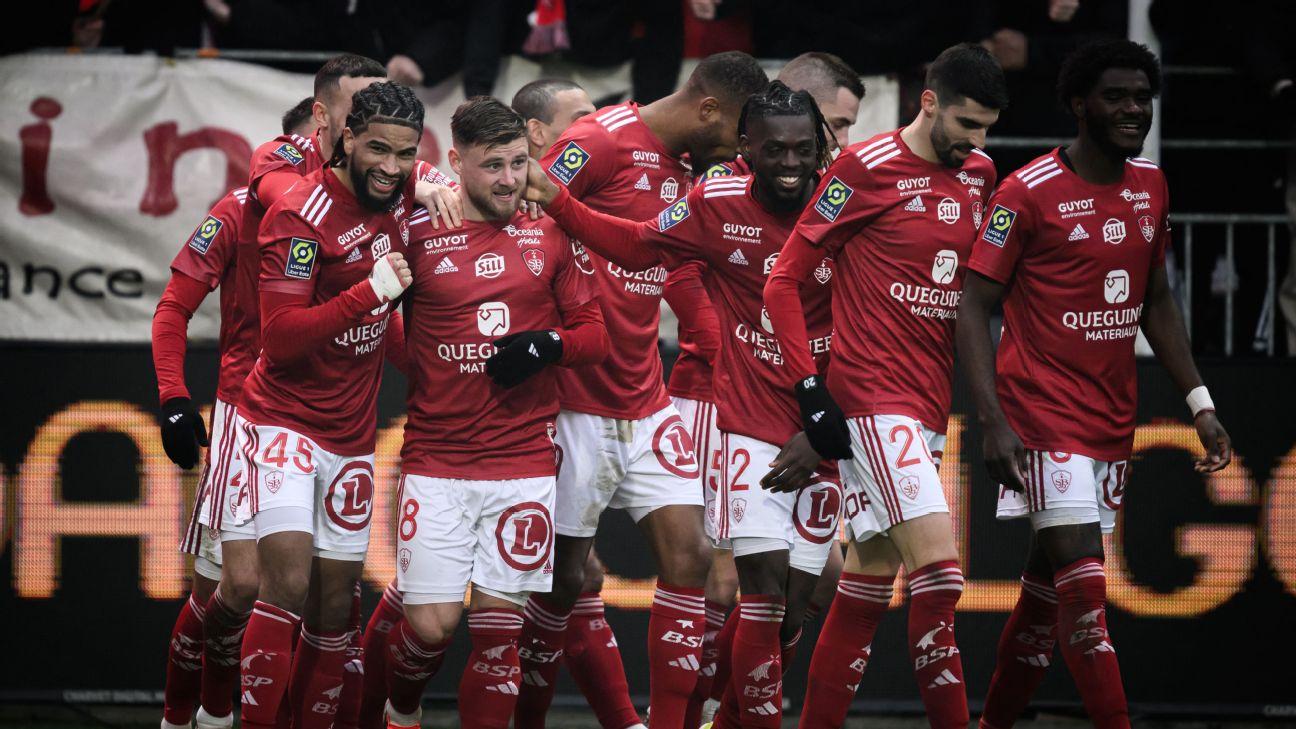 详细阅读:开云官方版网站登录入口-关于集结日那不勒斯备战法甲;回应争议细节曝光;信心回归;球队文化再被提及的信息-开云官方版网站登录入口 开云官方版网站登录入口-关于集结日那不勒斯备战法甲;回应争议细节曝光;信心回归;球队文化再被提及的信息-开云官方版网站登录入口